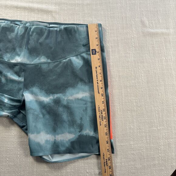 Nike Plus Size 3X One Luxe 7" Mid-Rise Women's Training‎ Shorts Tie Dye Look - Picture 11 of 14